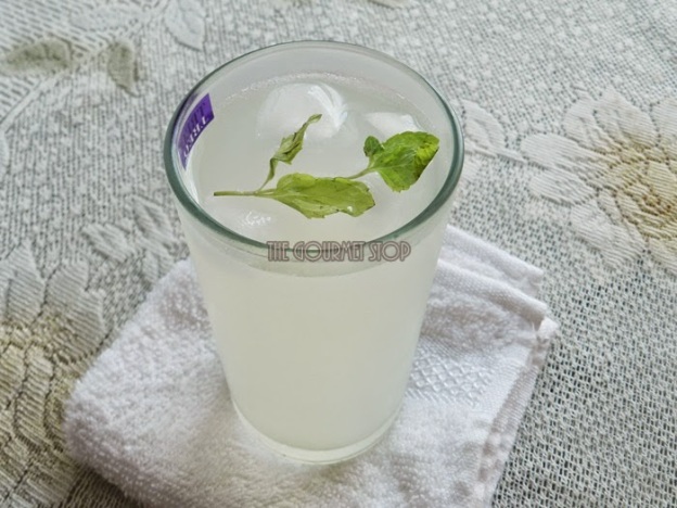 Ginger Lemonade Recipe : Indian Nimbu Pani With a Twist